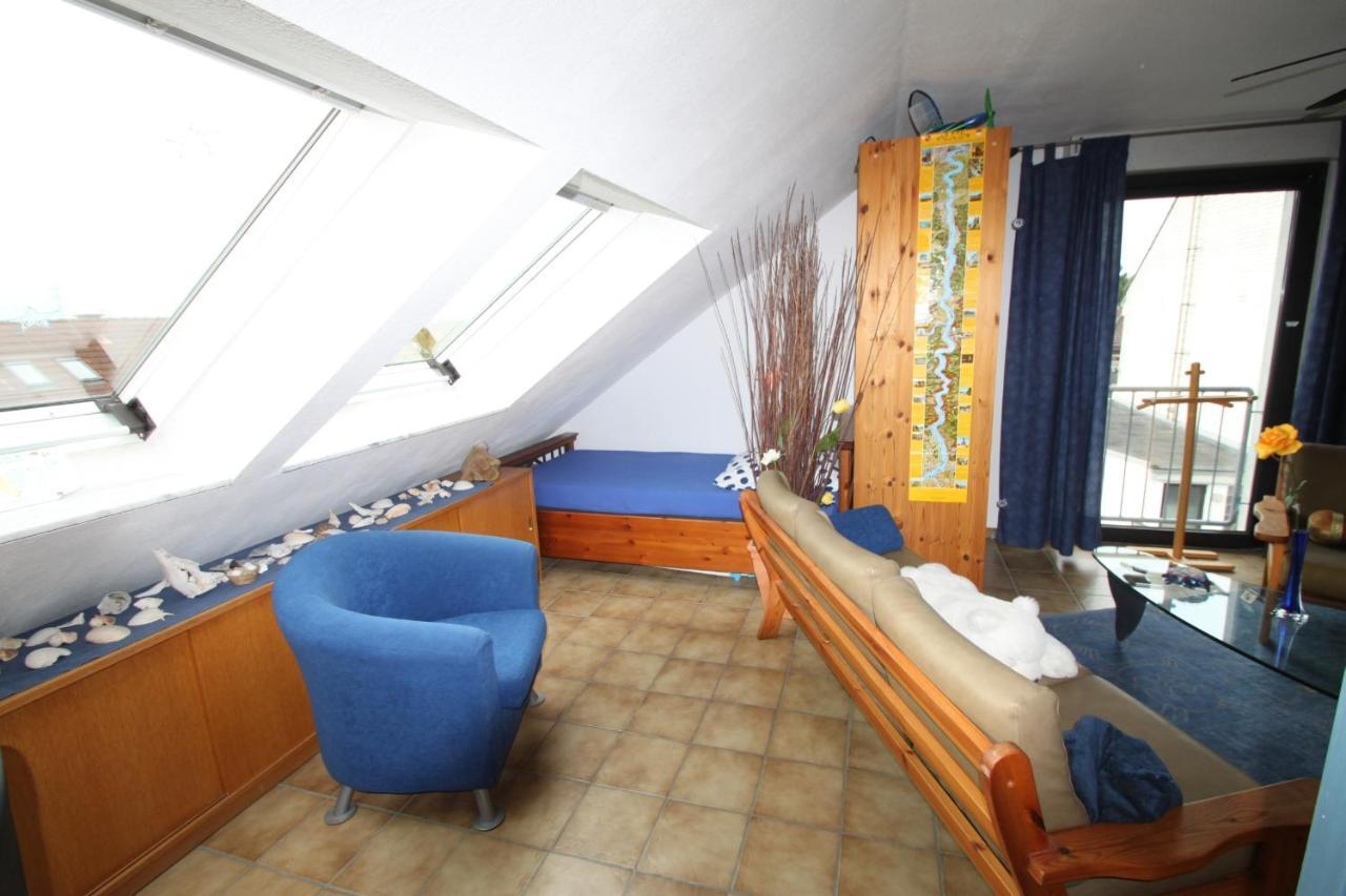 B&B Am See Koeln - Privatzimmer Rum bild